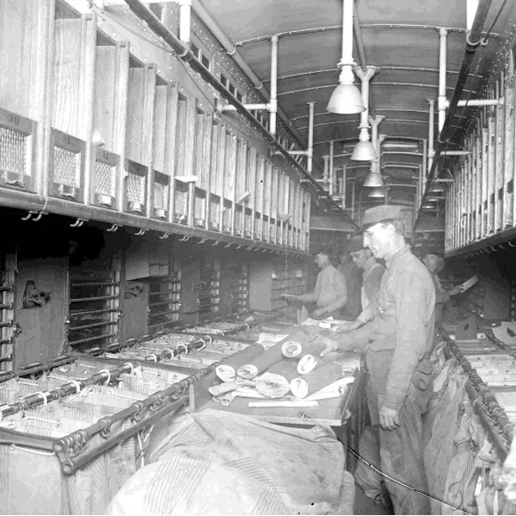 Railway mail service 1924 Vintage Old Photo 8.5 x 11 Reprints - Picture 1 of 1